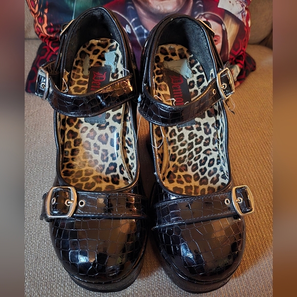 Demonia Black Cheetah -Patterned Wedges - Picture 3 of 4